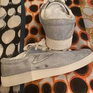 TRETORN Metallic Sneakers!!